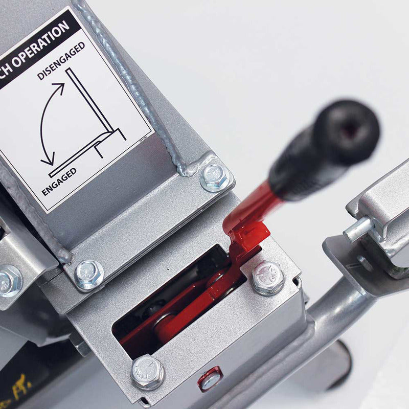 Dosko 4 In. Brush Chipper with Honda GX390 Engine (13-21T-13H)