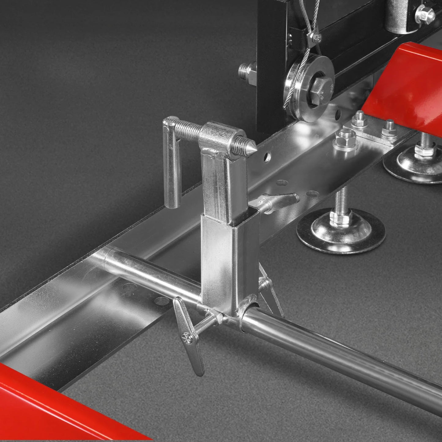 18" Portable Sawmill, 212cc 7HP Gasoline Engine, 15" Board  Width, 10' Track Length , SM-18